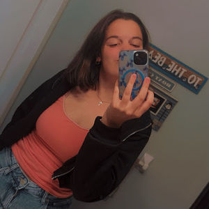 Meet your Posher, Victoria